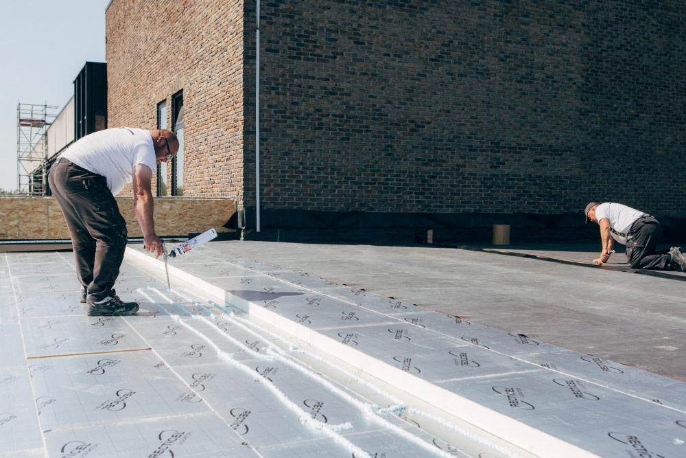 Recticel Insulation platdakisolatie in combinatie met EPDM roofing