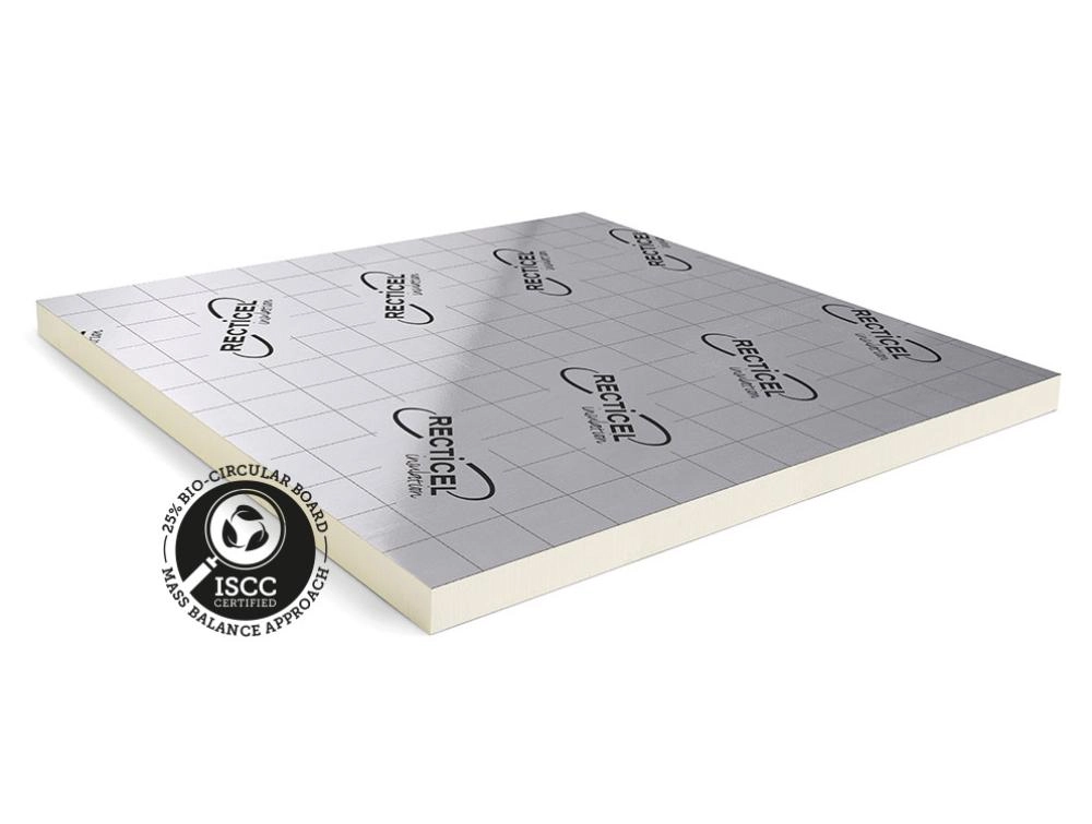 Eurothane Silver A Impact panneau d'isolation thermique incliné pour toits plats - installation